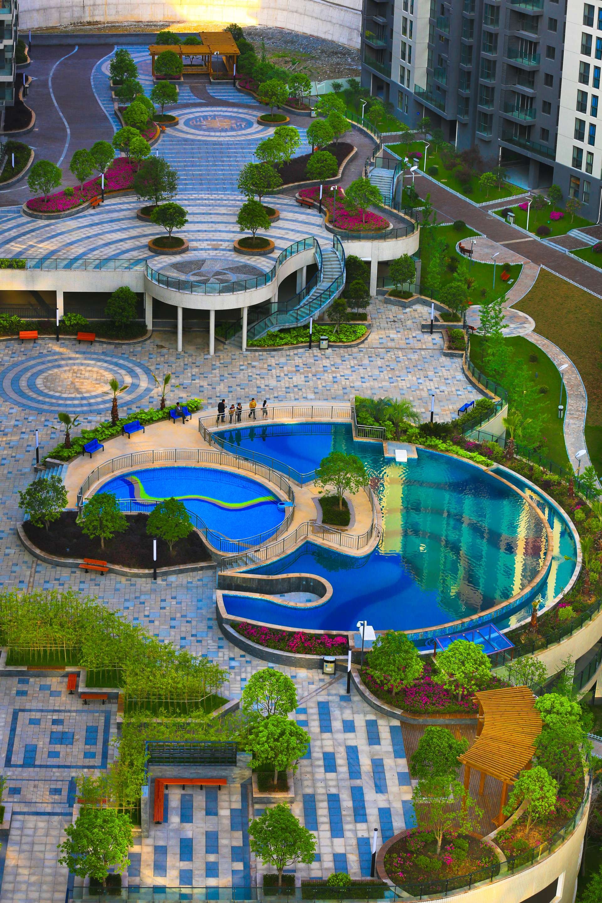 翔龙地产在健康住宅建设试点中期技术跟进会上喜获好评
