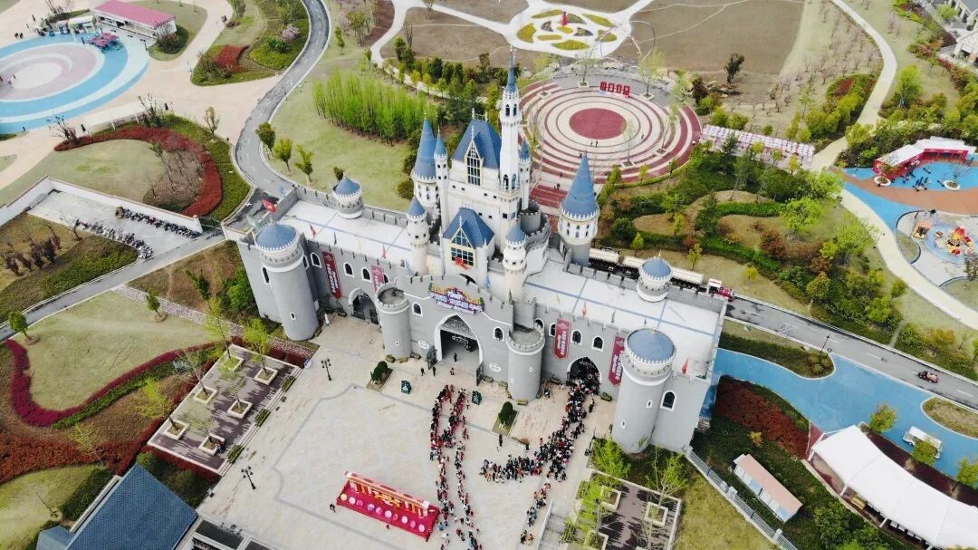 绿城·明月观澜国庆寻宝之旅：子胥湖嘉年华联动开启奇幻嘉年华