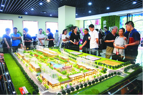 十堰恒大城外展中心盛大开放，城芯百万方生态大城惊艳亮相