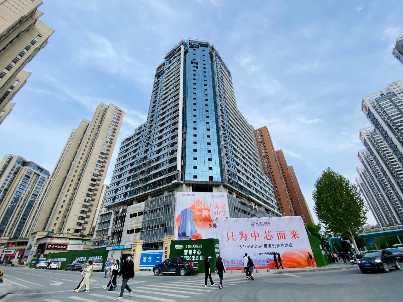 六企整层入驻！上海路“空中花园”商务地标——大美国际引领绿色办公新风尚