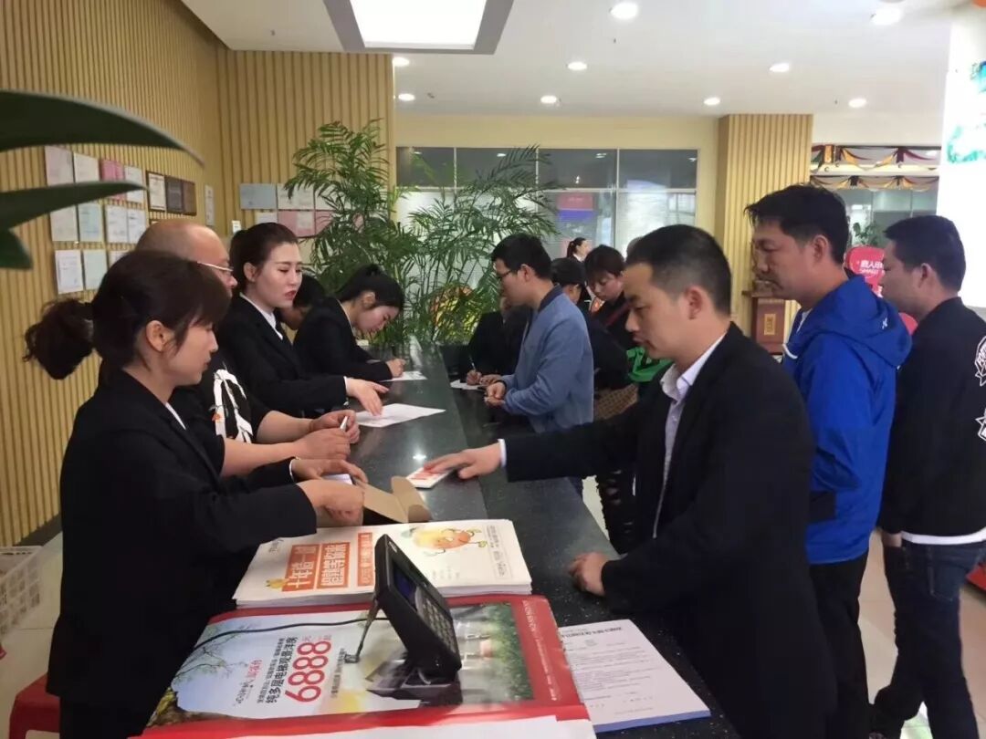 不负期待，橙蒙厚爱！四方新城半山尚三期收官之作认筹火爆！