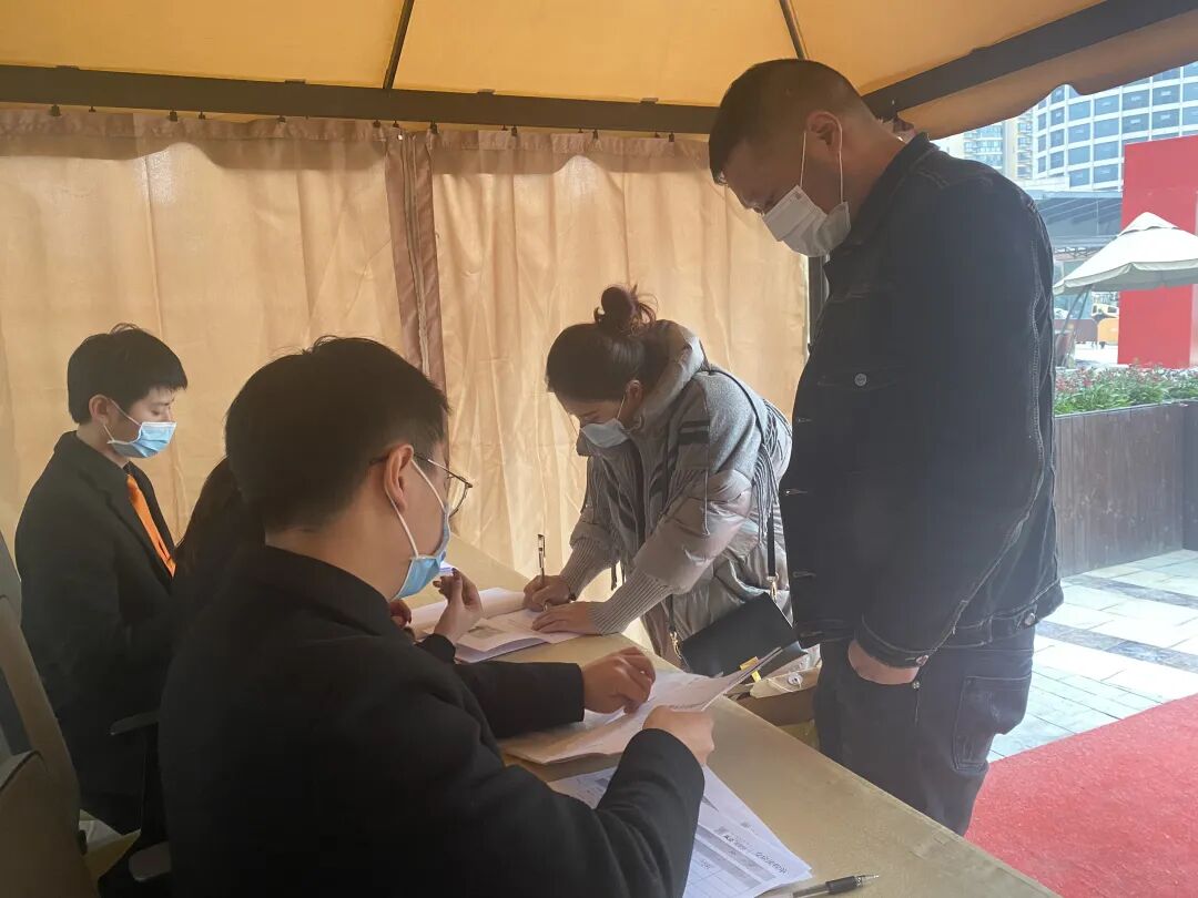 十堰东正棕榈泉圆满交房：实景现房6170元/㎡热销