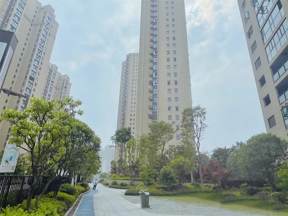 十堰实景现房推荐：东正棕榈泉80%入住率清盘特惠