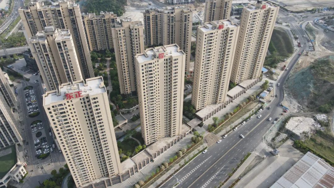 十堰进阶生活之选：东正棕榈泉四维生活场景清盘特惠