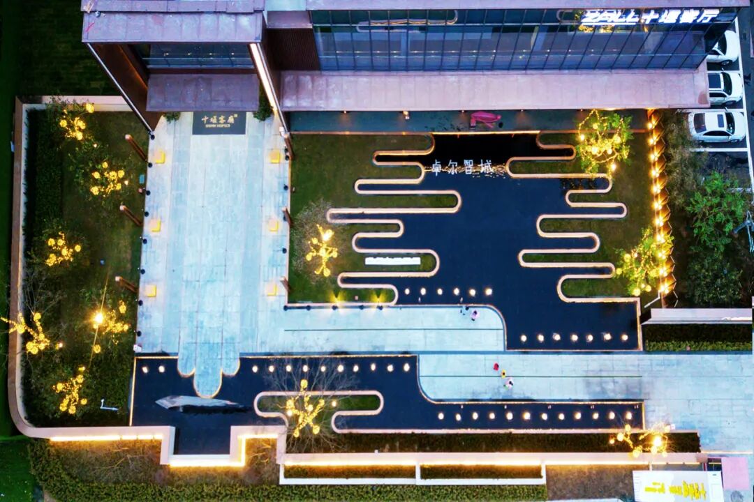 同样是示范区， 为何卓尔·十堰客厅会引得全城心动？