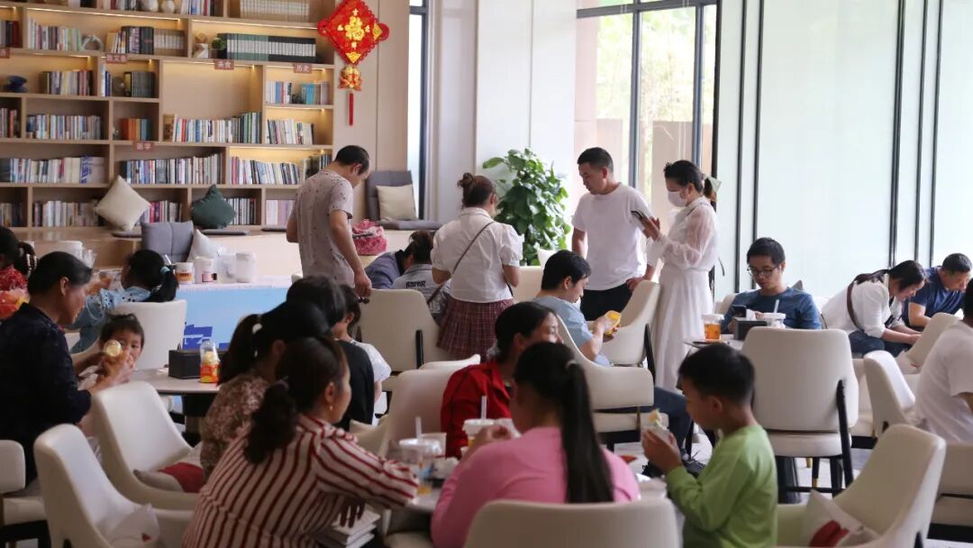 十堰客厅再创热销浪潮，引爆黄金周